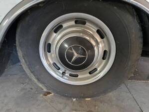 Image 25/46 of Mercedes-Benz 600 (1966)