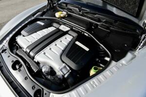 Immagine 38/50 di Bentley Flying Spur W12 (2015)