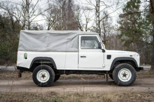 Bild 6/98 von Land Rover Defender 110 Td5 (1999)