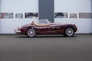 Image 4/32 de Jaguar XK 140 OTS (1955)