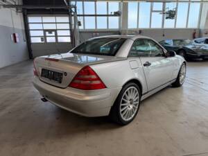 Image 12/51 of Mercedes-Benz SLK 230 Kompressor (1997)