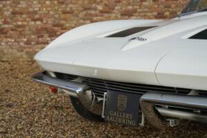 Immagine 23/50 di Chevrolet Corvette Sting Ray (1963)