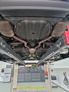 Image 21/58 of BMW 750i (1997)