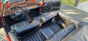 Image 44/44 of Mercedes-Benz 220 SE b (1962)