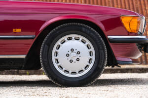 Afbeelding 36/36 van Mercedes-Benz 300 SL (1989)