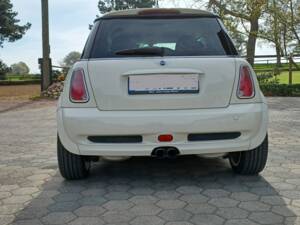 Image 2/9 of Mini Cooper S JCW (2004)