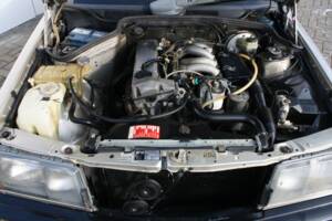 Afbeelding 6/12 van Mercedes-Benz 190 D (1986)