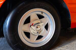 Image 25/74 of Ferrari 365 GTB/4 Daytona (1971)