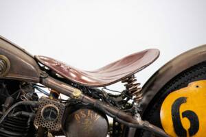 Bild 31/50 von Harley-Davidson FXSTC 1340 Softail Custom (1989)