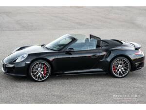 Image 8/47 of Porsche 911 Turbo (2014)