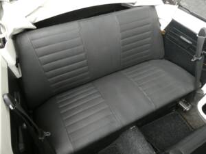 Immagine 14/22 di Volkswagen Käfer 1303 (1979)