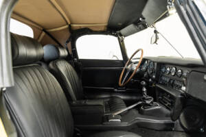 Immagine 23/32 di Jaguar E-Type (1969)