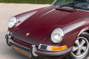 Image 2/30 of Porsche 911 2.2 T (1971)