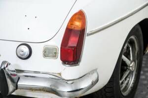 Afbeelding 29/50 van MG MGB GT (1972)