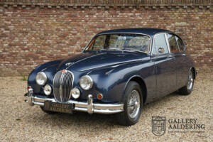 Image 43/50 of Jaguar Mk II 3.4 (1966)