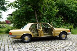 Imagen 5/19 de Mercedes-Benz 350 SE (1977)