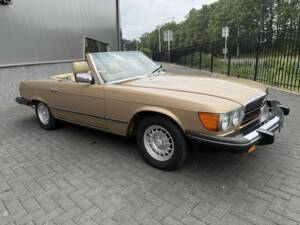 Obraz 7/50 pojazdu Mercedes-Benz 380 SL (1983)