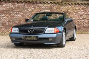 Image 10/50 of Mercedes-Benz 500 SL (1992)
