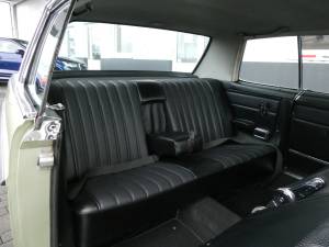 Image 11/28 de Mercedes-Benz 280 CE (1973)