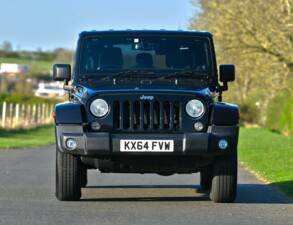 Image 4/50 de Jeep Wrangler Sahara 4.0L (2014)