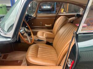 Image 10/39 de Jaguar Type E 4.2 (1966)