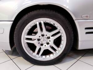 Bild 27/46 von Mercedes-Benz SL 280 (1999)