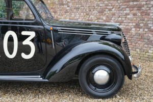 Image 39/50 de FIAT 1100 B (1947)