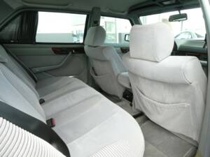 Image 11/22 of Mercedes-Benz 500 SEL Guard (1991)