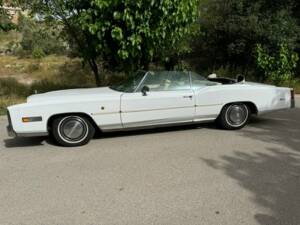 Image 5/8 of Cadillac Fleetwood Eldorado Convertible (1976)