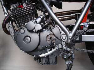 Bild 21/32 von Honda DUMMY (1983)