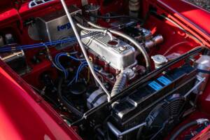 Image 30/50 of MG MGB (1962)