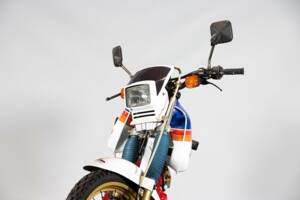 Image 23/50 of Honda DUMMY (1986)