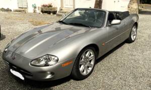 Afbeelding 2/8 van Jaguar XK8 4.0 (1998)
