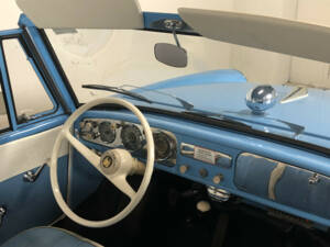 Image 19/25 of Amphicar 770 (1962)