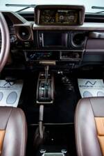 Image 21/42 of Toyota Land Cruiser FJ 62 (1985)