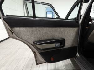 Bild 10/14 von Alfa Romeo Giulietta 2.0 Turbodiesel (1985)