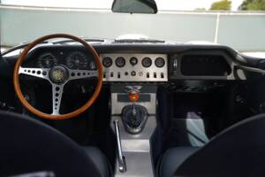 Image 21/50 de Jaguar Type E 3.8 (1962)