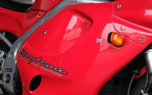 Image 49/66 of Triumph Daytona T595 (1998)
