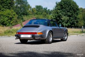 Image 12/44 de Porsche 911 Carrera 3.2 &quot;#250.000 911&quot; (1988)