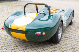 Image 7/80 of Lister Knobbly (1956)