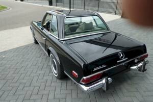 Bild 9/35 von Mercedes-Benz 280 SL (1969)