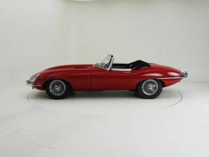 Image 8/15 de Jaguar E-Type "Lightweight" (1963)