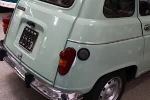 Image 27/33 de Renault R 4 TL (1981)