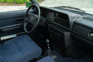 Bild 36/50 von Volvo 240 Diesel (1982)