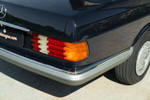 Image 16/50 of Mercedes-Benz 500 SEL (1985)