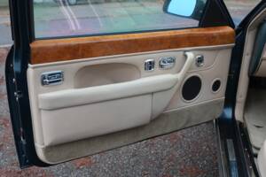 Bild 12/86 von Bentley Continental R (1997)