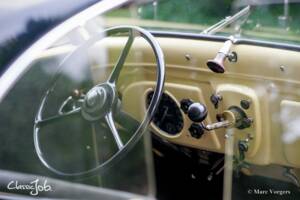 Image 39/47 of Peugeot 402 Eclipse (1935)