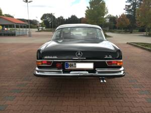 Image 21/24 of Mercedes-Benz 280 SE 3,5 (1971)