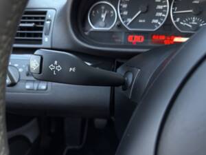 Afbeelding 36/42 van BMW 330Ci (2006)