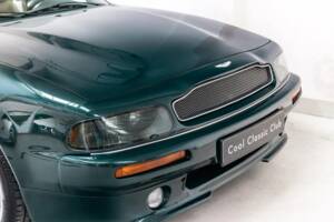 Image 26/37 of Aston Martin V8 Coupé (1999)